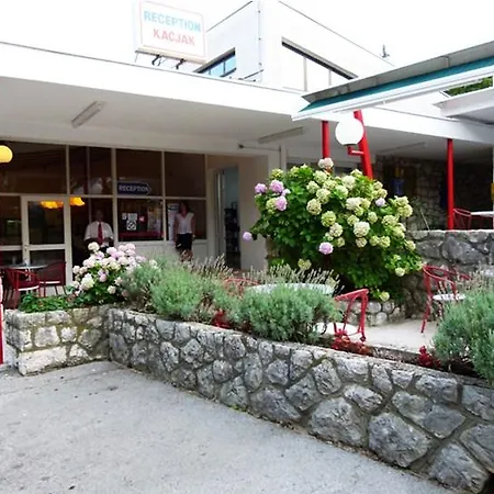 Kacjak 2* ドラマリ