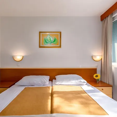Üdülőpark Kacjak 2*